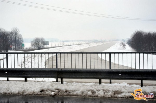 FOTO: Taljenje snega po Pomurju dvignilo podtalnico in vodne vire